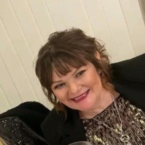 Meet your Posher, Gillian